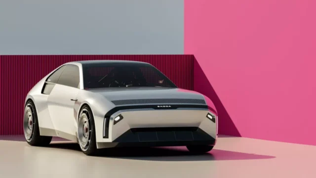 Skoda-110-R-Coupe-by-Richard-Svec-6-2048×1152