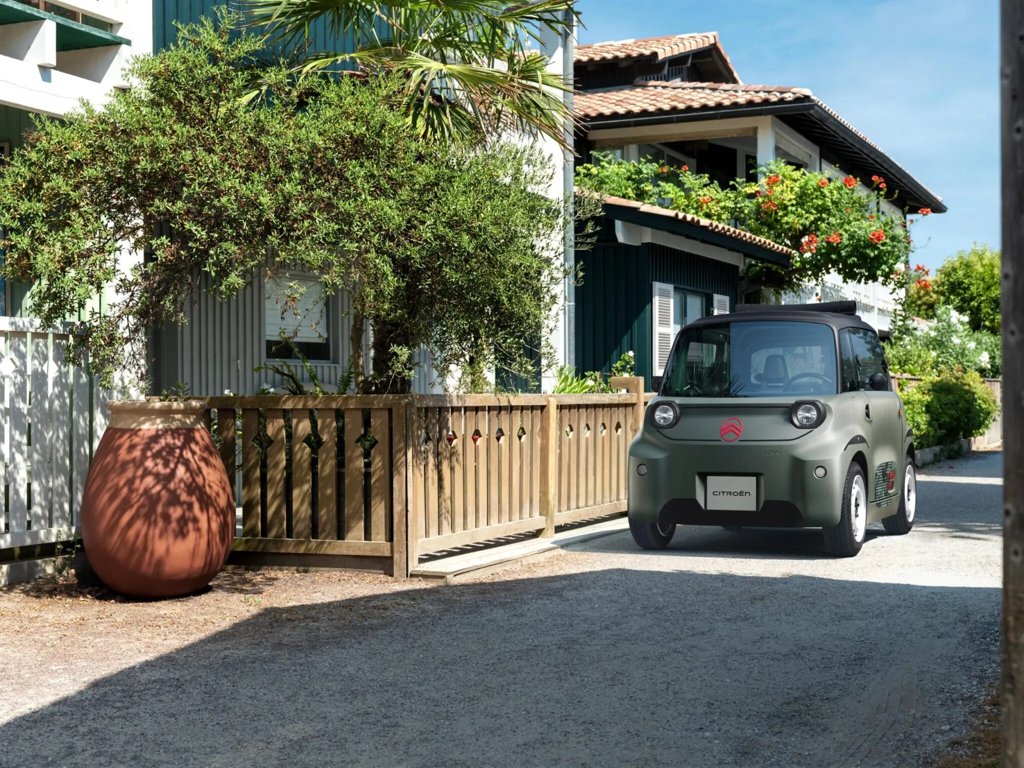 Citroen-Ami-Outdoor-1-2048×1536
